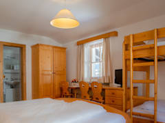 Zimmerbild 6