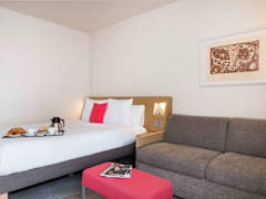 Zimmerbild 8