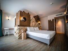 Zimmerbild 8