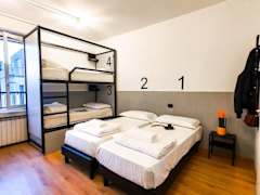 Zimmerbild 9
