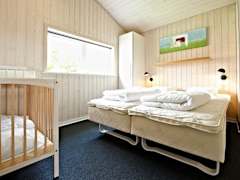 Zimmerbild 24
