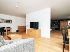 Zimmerbild 13