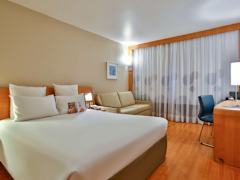 Zimmerbild 4