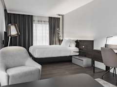 Zimmerbild 8