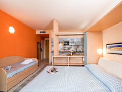 Zimmerbild 6