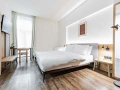 Zimmerbild 11
