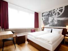 Zimmerbild 10