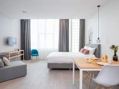Zimmerbild 10