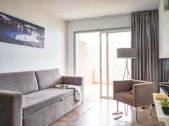 Zimmerbild 8