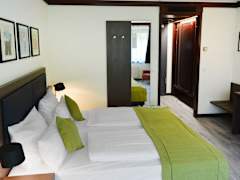 Zimmerbild 6