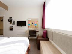 Zimmerbild 8