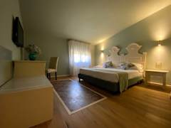 Zimmerbild 8