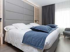 Zimmerbild 7