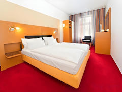 Zimmerbild 8