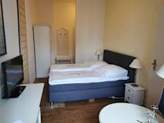 Zimmerbild 6
