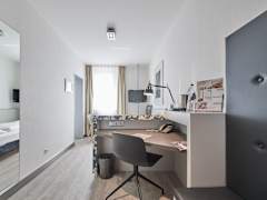 Zimmerbild 9