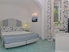 Zimmerbild 4