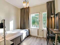 Zimmerbild 5