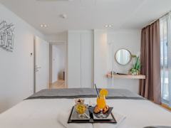 Zimmerbild 4