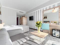 Zimmerbild 4