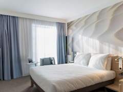 Zimmerbild 4
