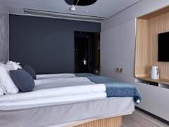 Zimmerbild 14