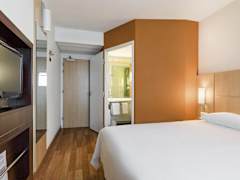 Zimmerbild 8