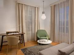 Zimmerbild 6