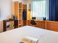 Zimmerbild 12