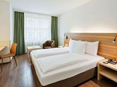 Zimmerbild 43