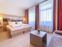Zimmerbild 3