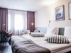 Zimmerbild 5