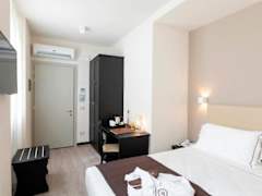 Zimmerbild 5