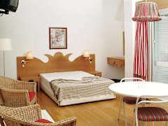 Zimmerbild 24