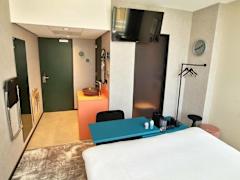 Zimmerbild 12
