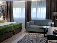 Zimmerbild 22