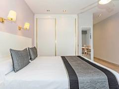 Zimmerbild 24