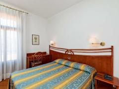 Zimmerbild 11