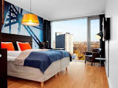 Zimmerbild 12