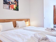 Zimmerbild 13