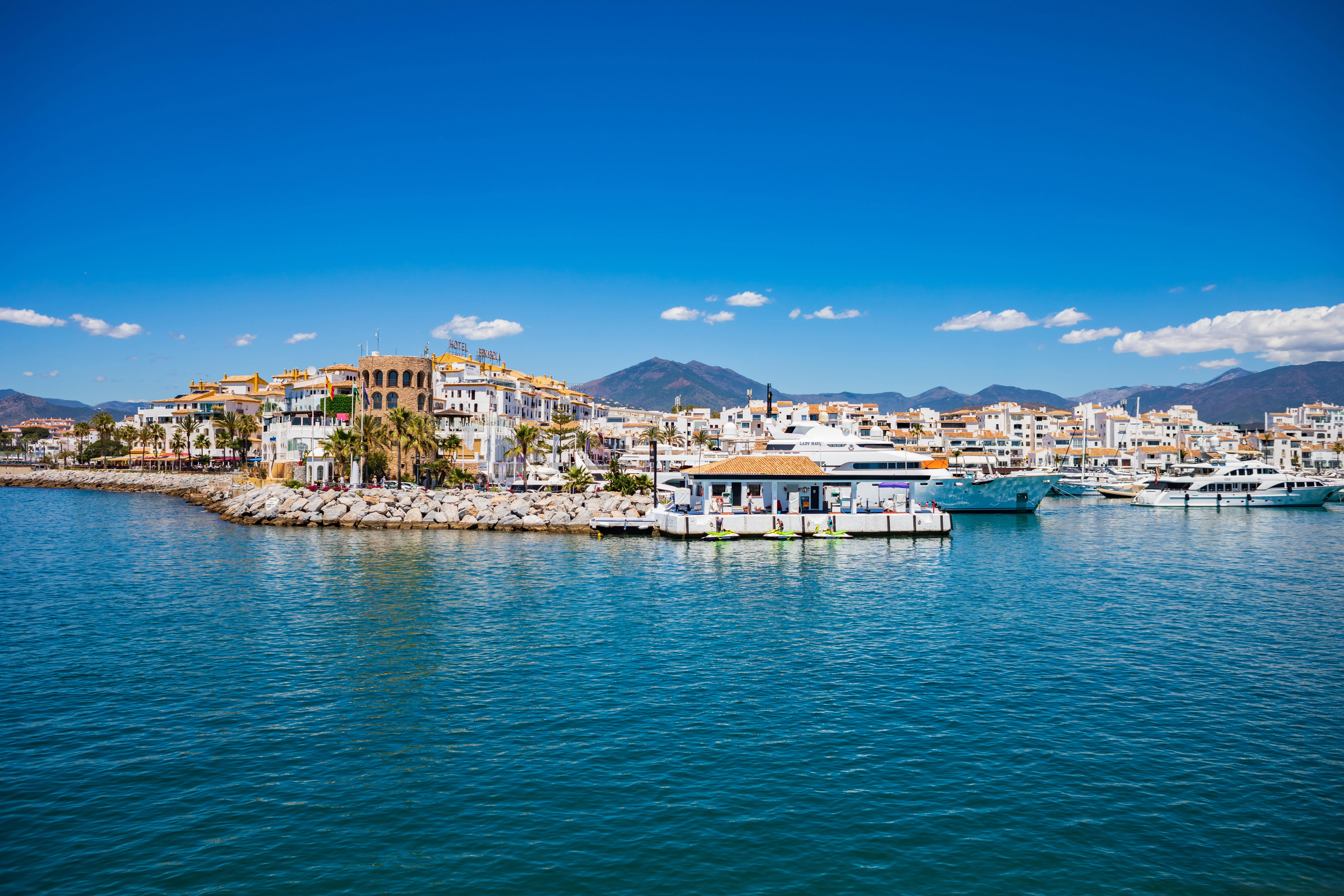 Ultimate Guide Things to do in Puerto Banus 2023 - Like Love Do