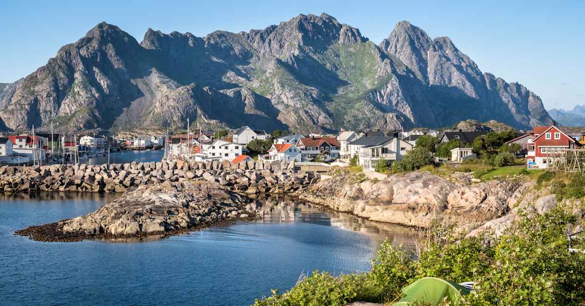 London - Svolvaer London - Svolvaer