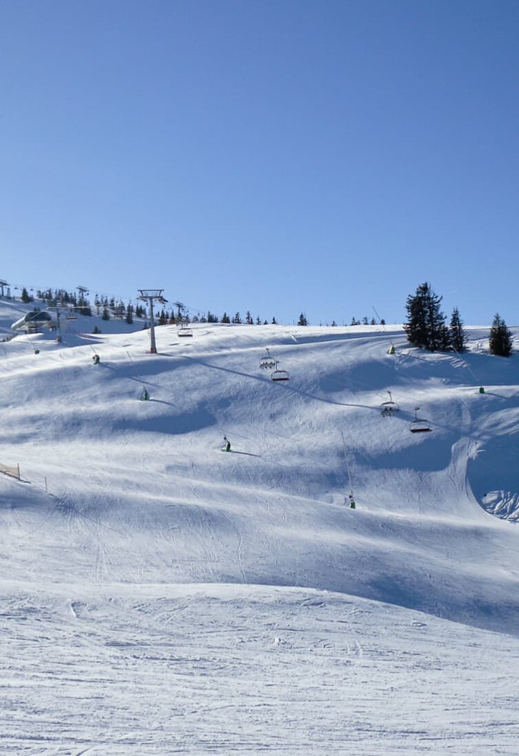 Günstiger Skiurlaub 2025 inkl. Skipass weg.de