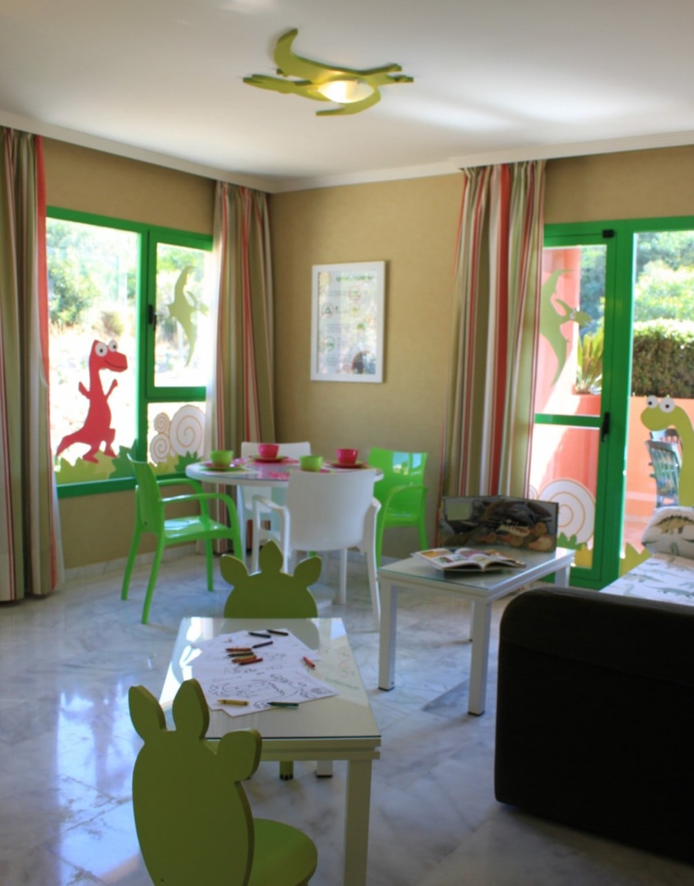 Download Dormitorio tematico de la playa adolescente For iPhone Free