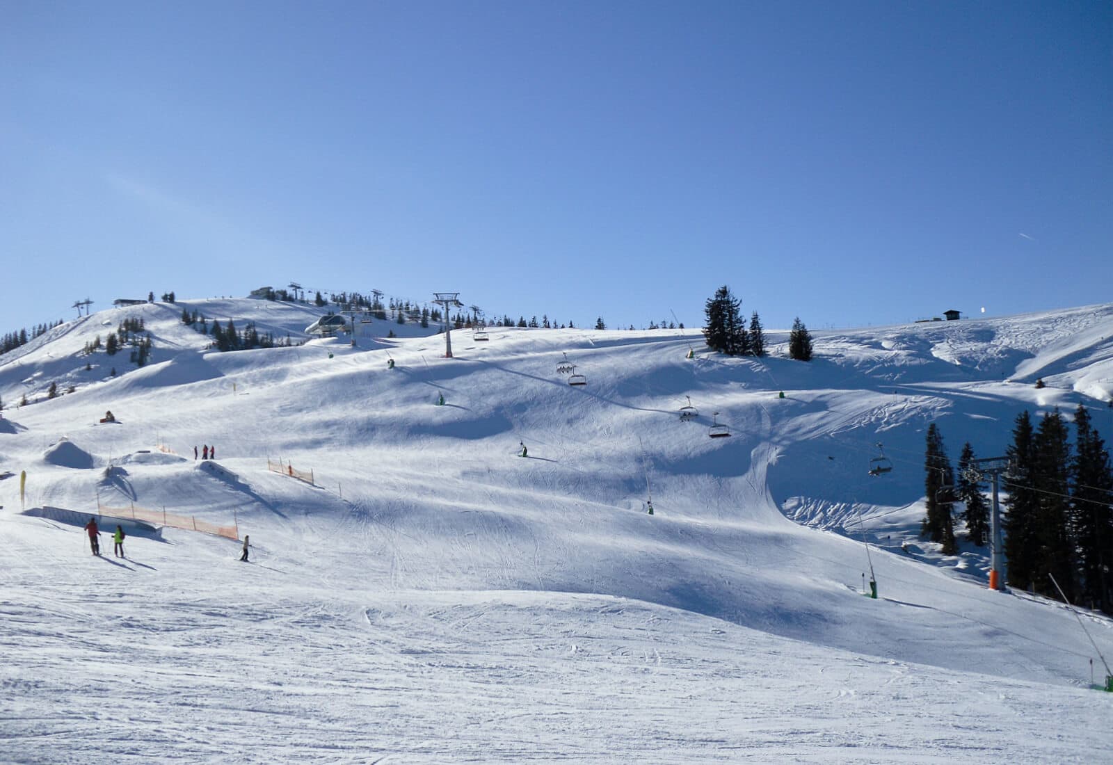 Günstiger Skiurlaub 2025 inkl. Skipass weg.de