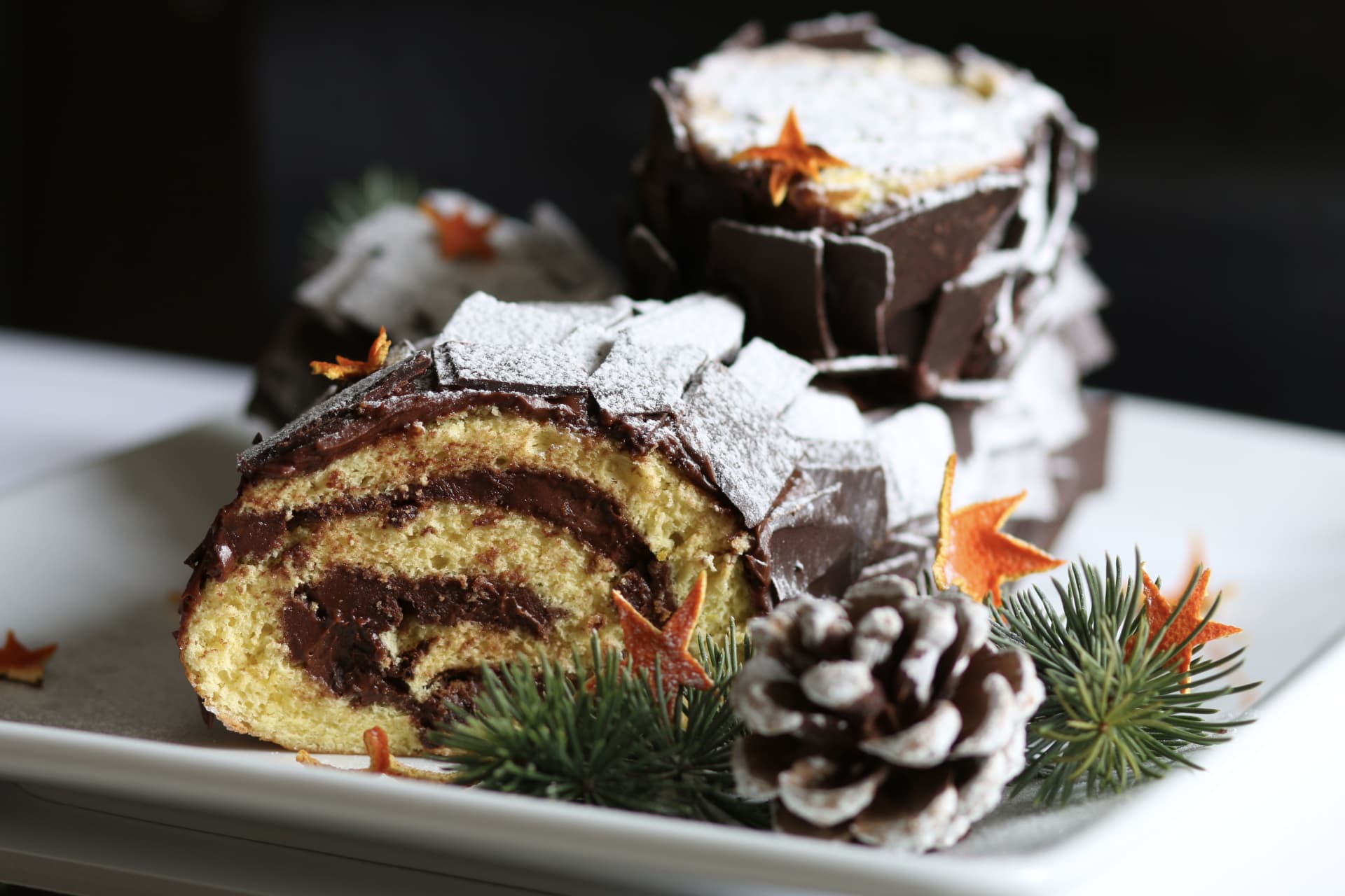 AUI Recipes - Cinnamon Spice Buche de Noel