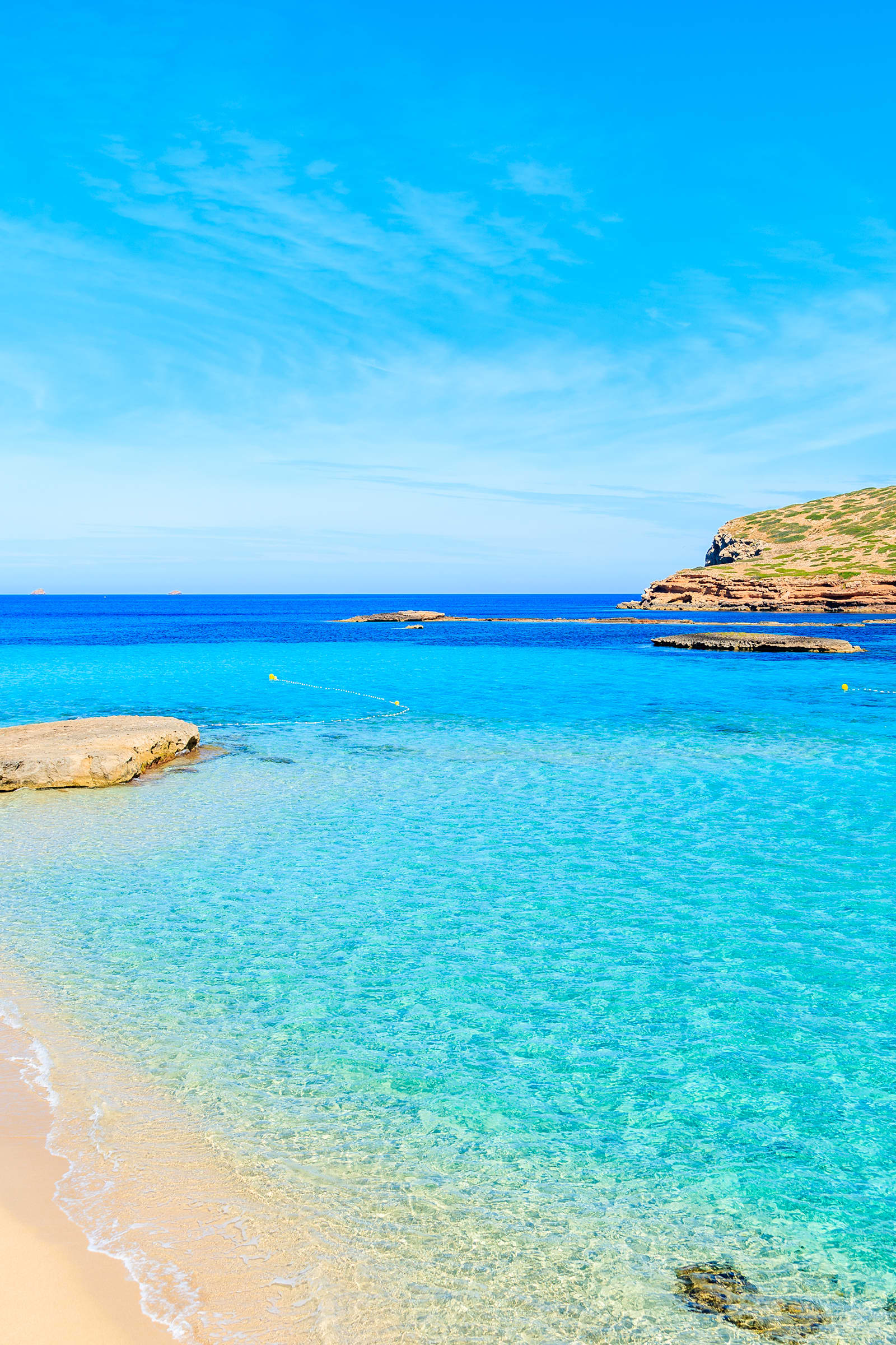 Viajes a ciudad Ofertas Vuelo + Hotel Rumbo