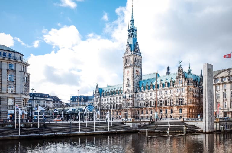 Stadtereisen Hamburg Kurztrip Mit Flug Und Hotel Bei Lastminute De