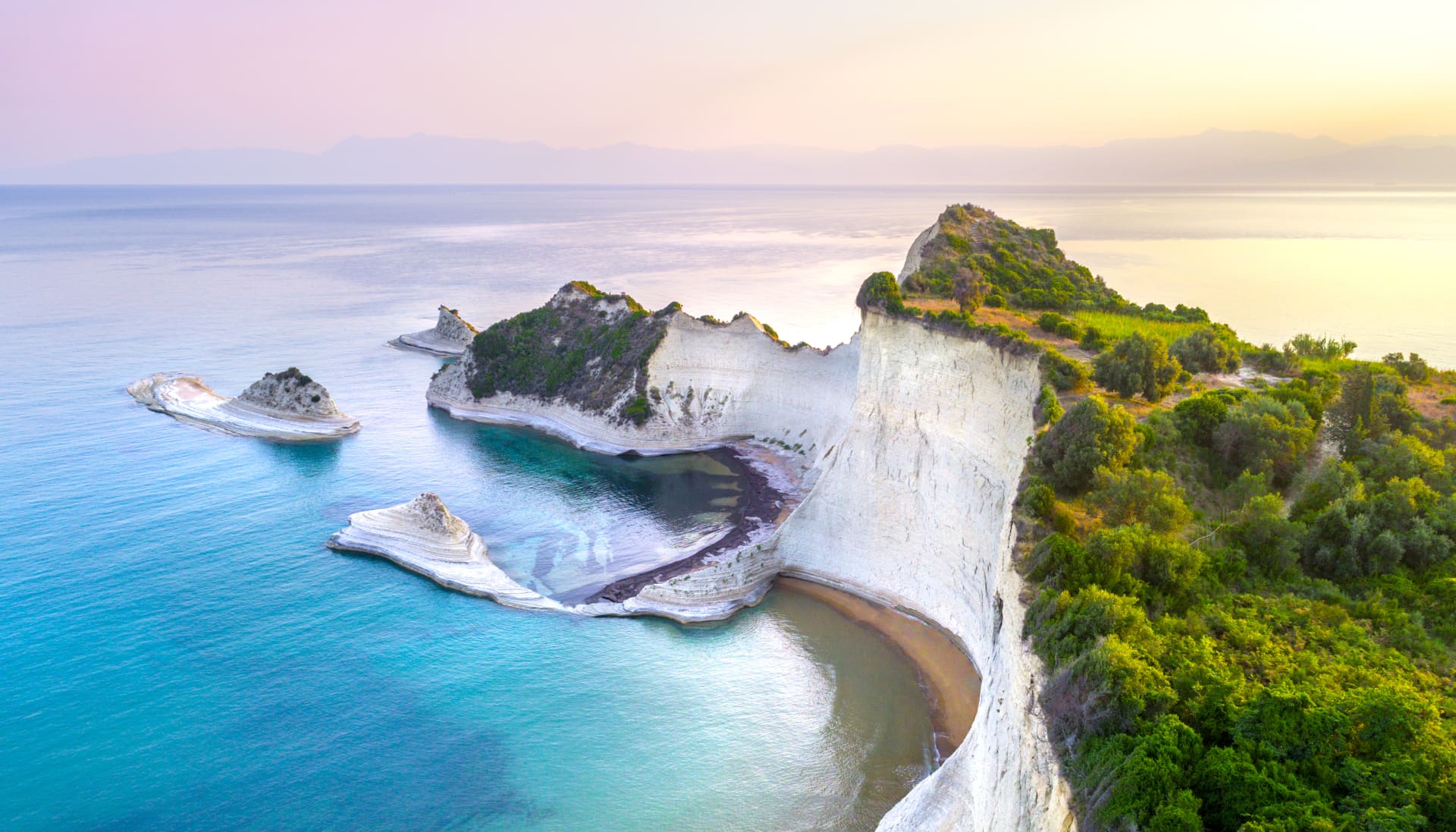 The 10 best beaches in Corfu