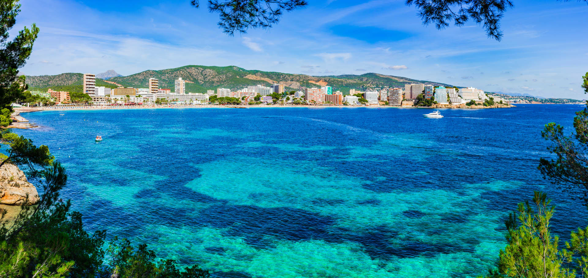 Las mejores vacaciones playa-ciudad de España